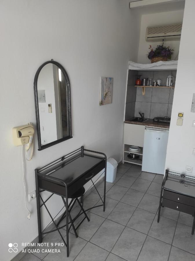 Lucas B Panorama Appartement Alopronia Buitenkant foto