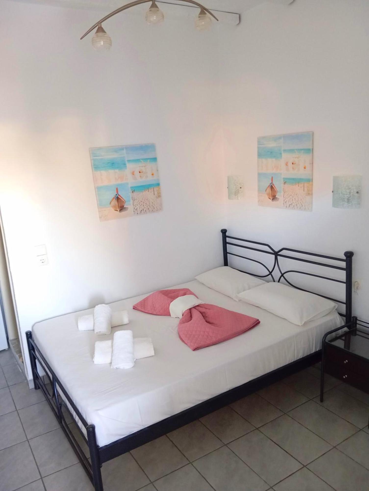 Lucas B Panorama Appartement Alopronia Buitenkant foto
