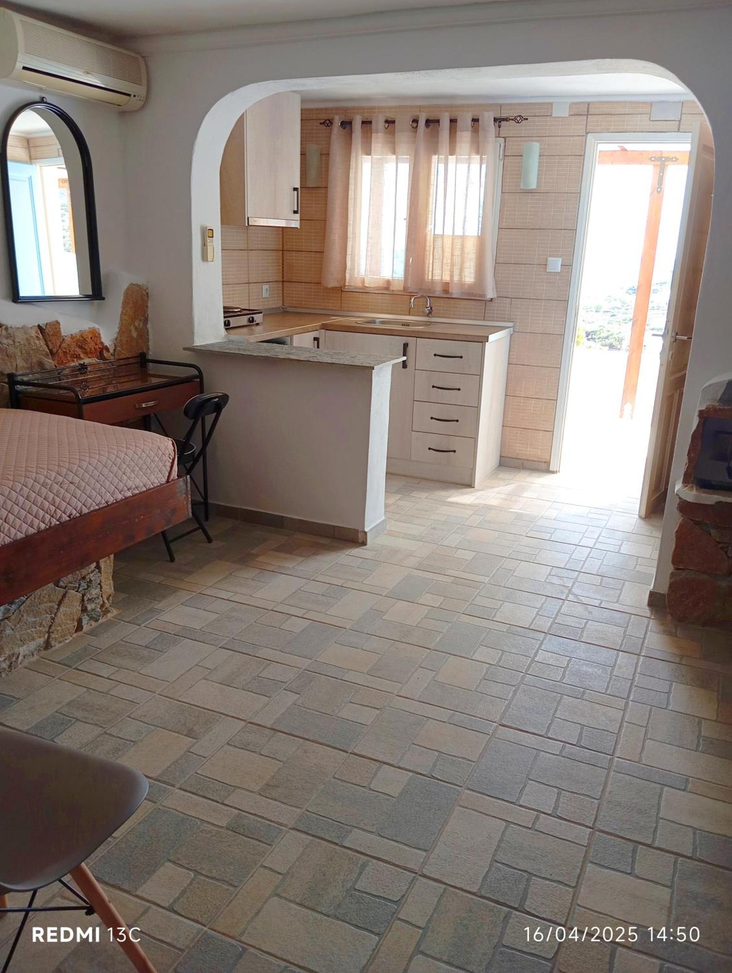 Lucas B Panorama Appartement Alopronia Buitenkant foto