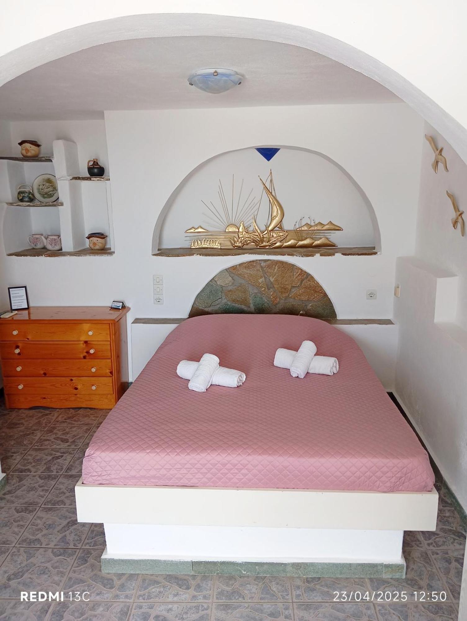 Lucas B Panorama Appartement Alopronia Buitenkant foto